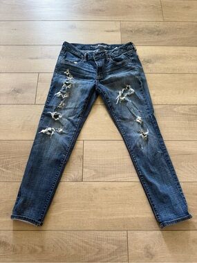 American Eagle ripped jeans